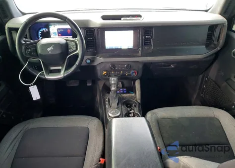 2021 Ford Bronco Base z USA, uszkodzony, nr VIN 1FMDE5BHXMLB07432